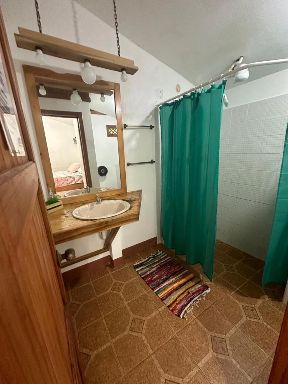 Hotel Don Quichotte Tortuguero Kültér fotó