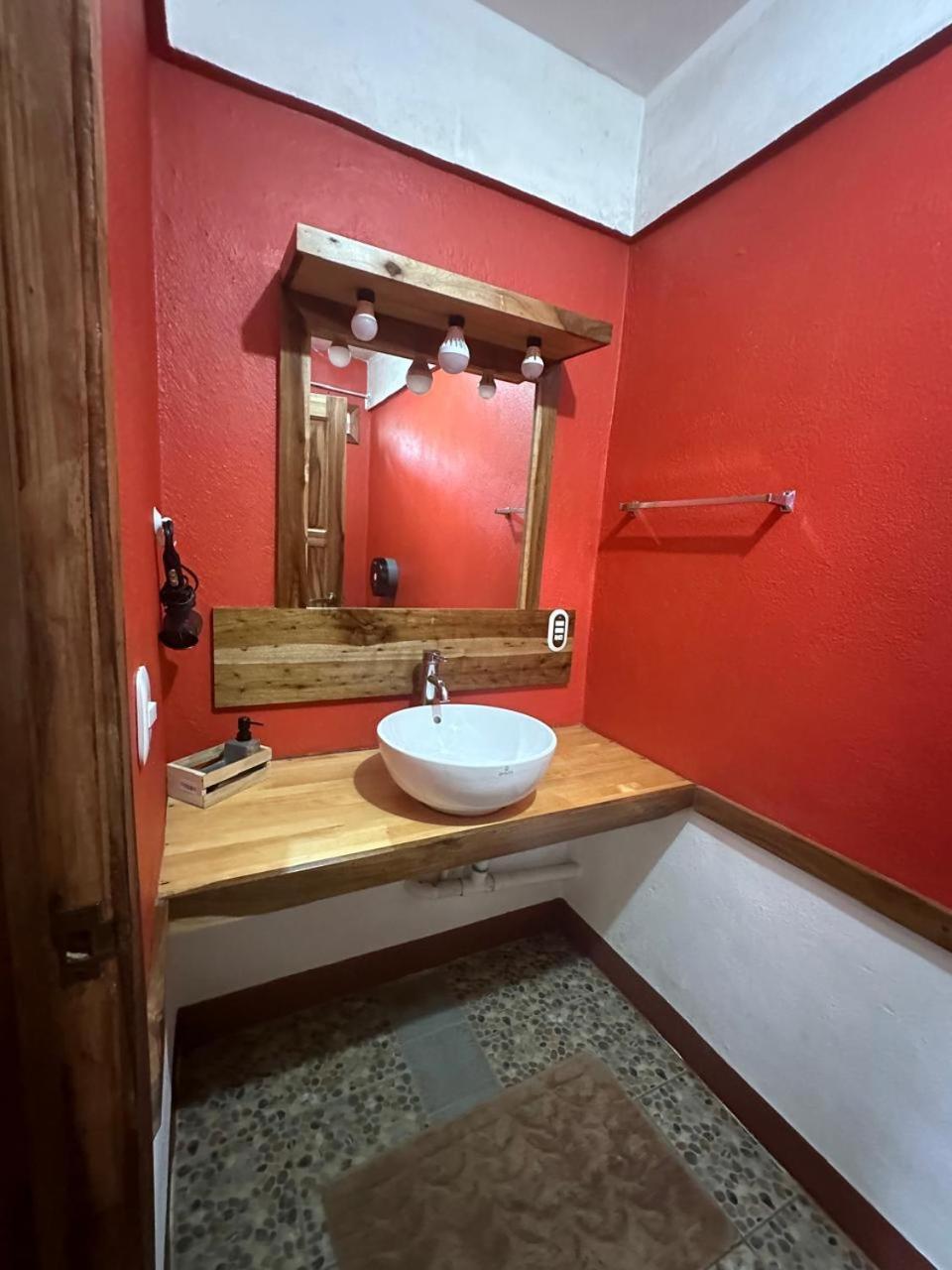 Hotel Don Quichotte Tortuguero Kültér fotó